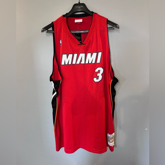 Dwyane Wade Miami Heat Red Hardwood Classic Soul Swingman Player Jersey RARE